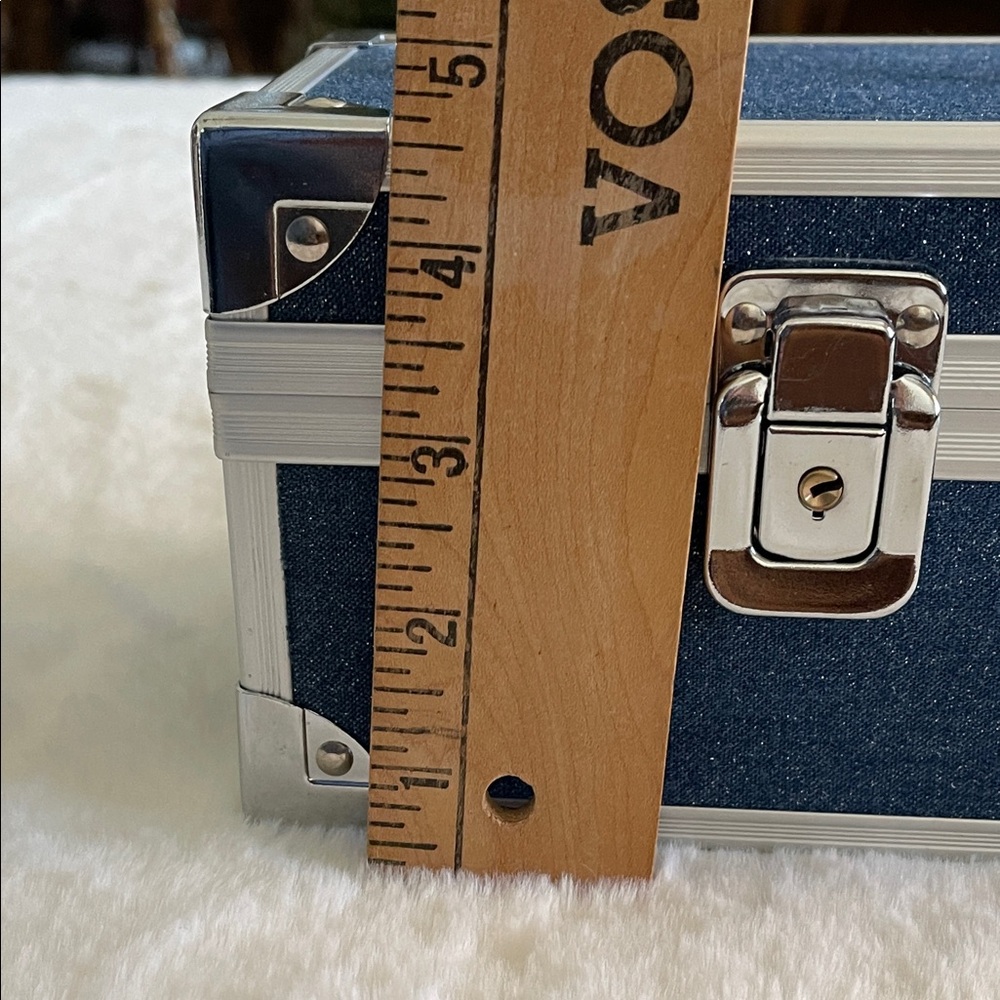 Caboodles Navy and Silver Storage Case - Picture 7 of 8